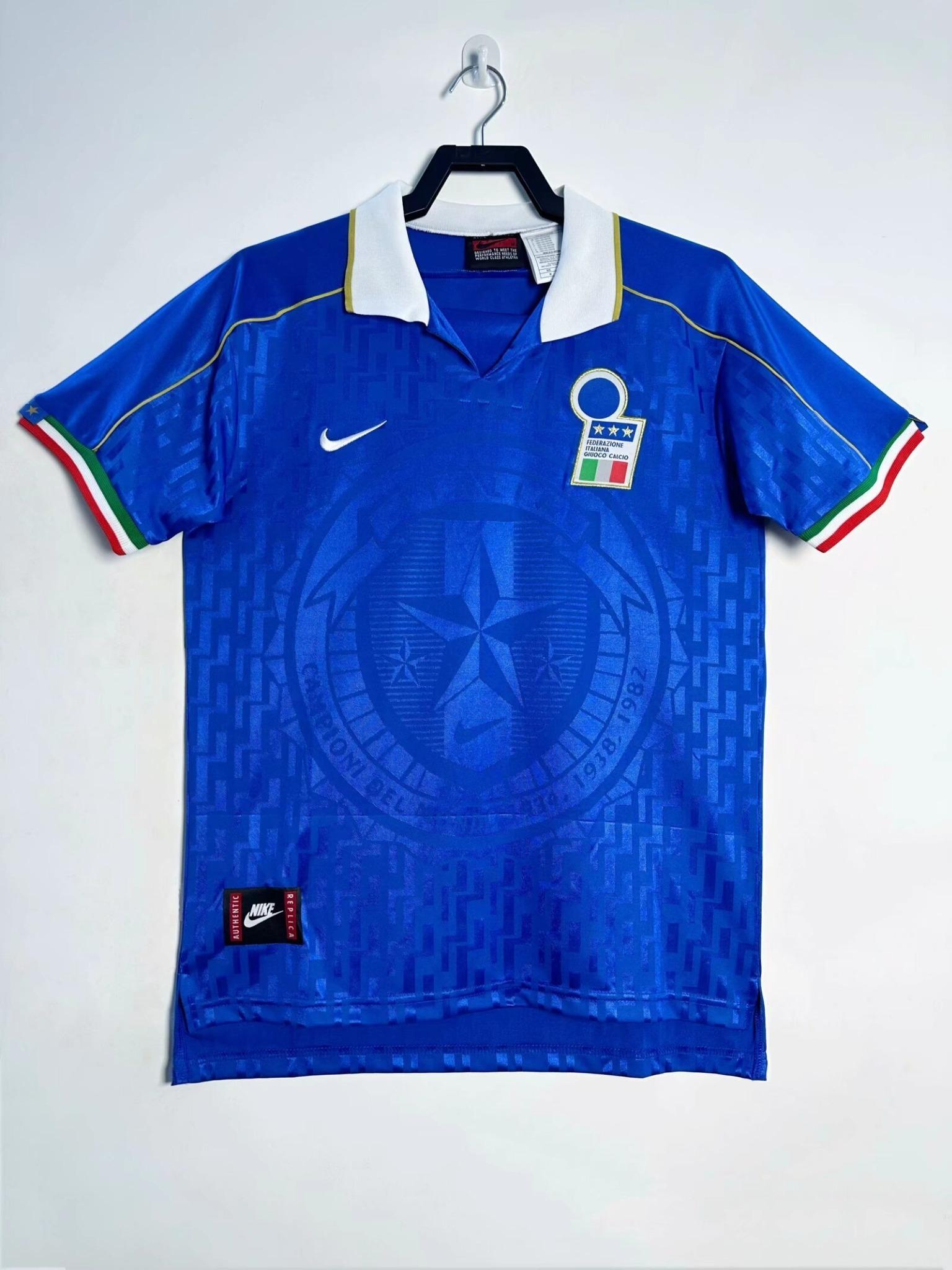 Italie Domicile 1996 Nike Centenario